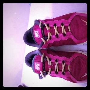 Nike womens shoes size 8